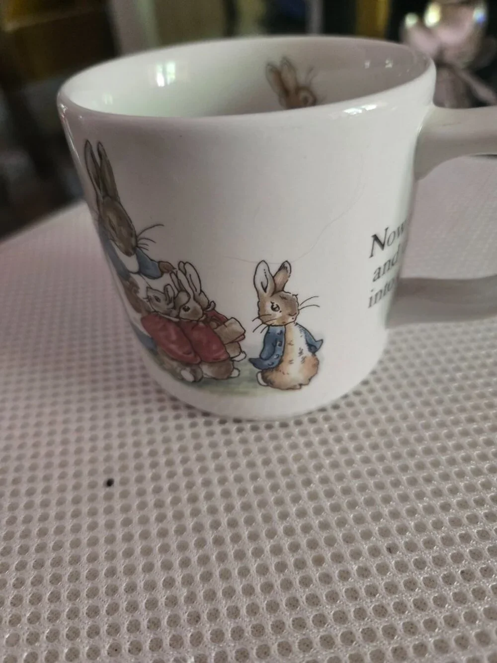 Peter Rabbit Collectable cup - Picture 4 of 6